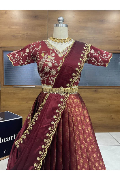 Munjya Women's Woven Design zari work Half Saree with Embroidered Blouse and Dupatta