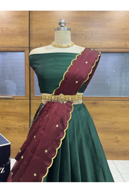 దక్షిణ భారత పండుగ సాంప్రదాయ హాఫ్ చీర (ఆర్వి) 