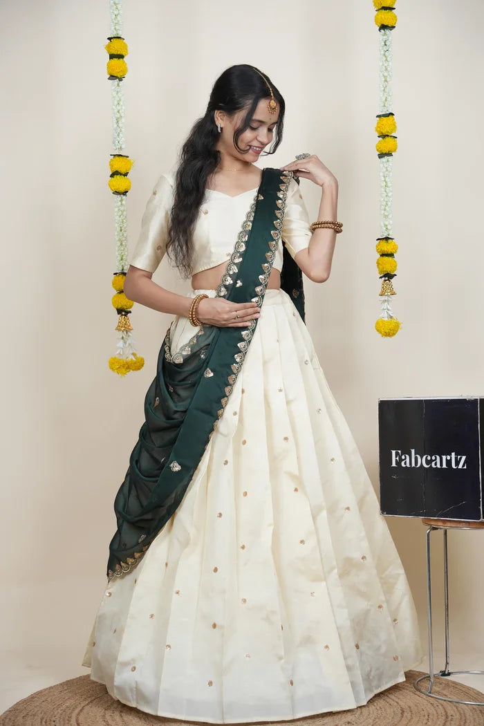 దక్షిణ భారత పండుగ సాంప్రదాయ హాఫ్ చీర (ఛవి) 