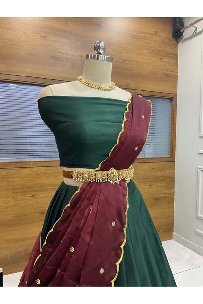 దక్షిణ భారత పండుగ సాంప్రదాయ హాఫ్ చీర (ఆర్వి) 