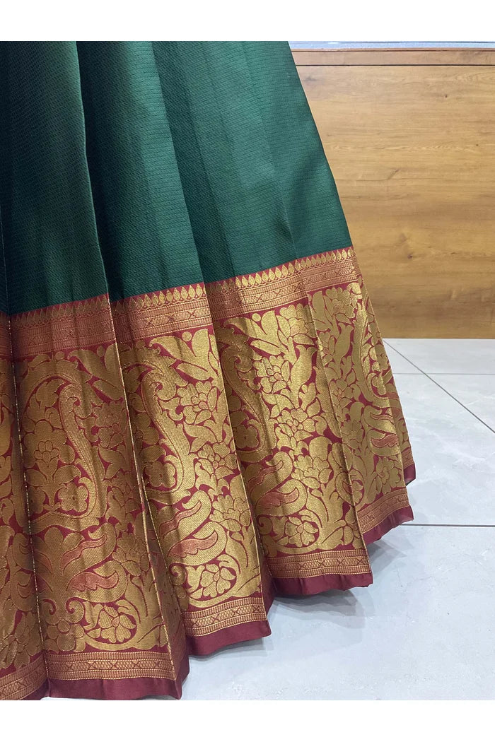 దక్షిణ భారత పండుగ సాంప్రదాయ హాఫ్ చీర (ఆర్వి) 