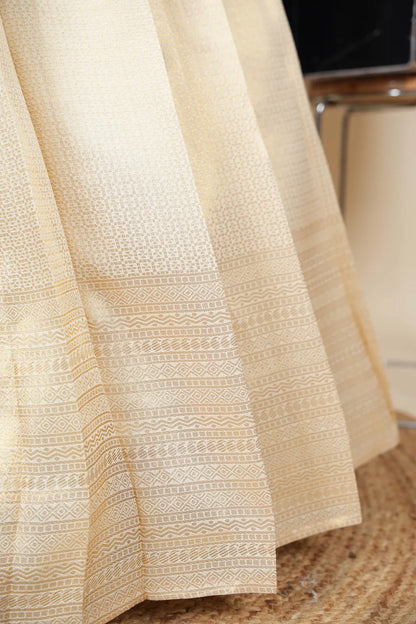 [Kiara (kv)]South Indian Festival Traditional Half Saree with Embroidered Blouse & Dupatta