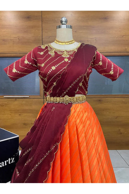 దక్షిణ భారత పండుగ సాంప్రదాయ హాఫ్ చీర (ఛవి) 