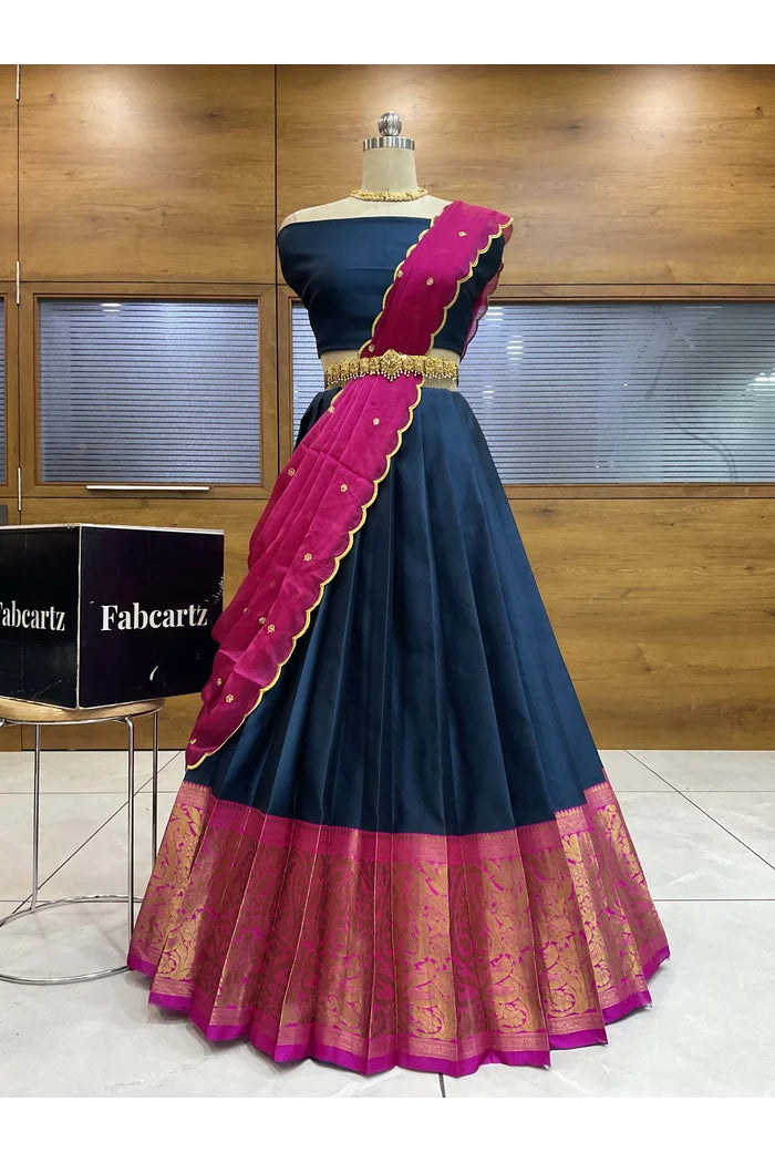 దక్షిణ భారత పండుగ సాంప్రదాయ హాఫ్ చీర (ఆర్వి) 