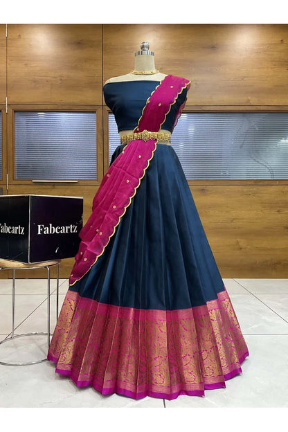 దక్షిణ భారత పండుగ సాంప్రదాయ హాఫ్ చీర (ఆర్వి) 