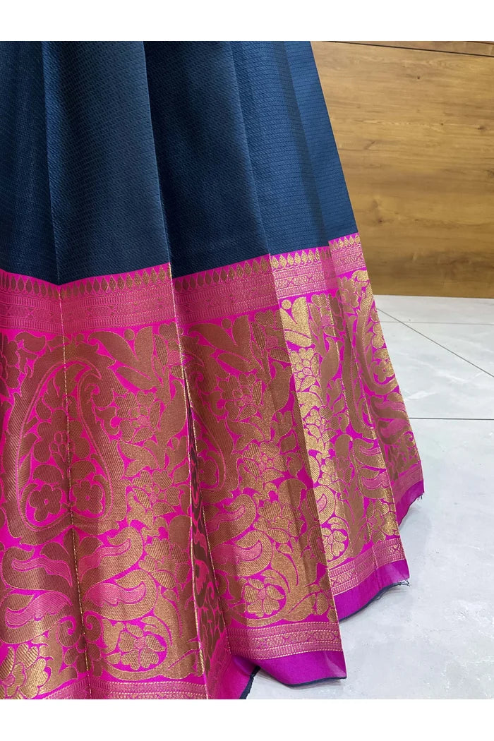 దక్షిణ భారత పండుగ సాంప్రదాయ హాఫ్ చీర (ఆర్వి) 