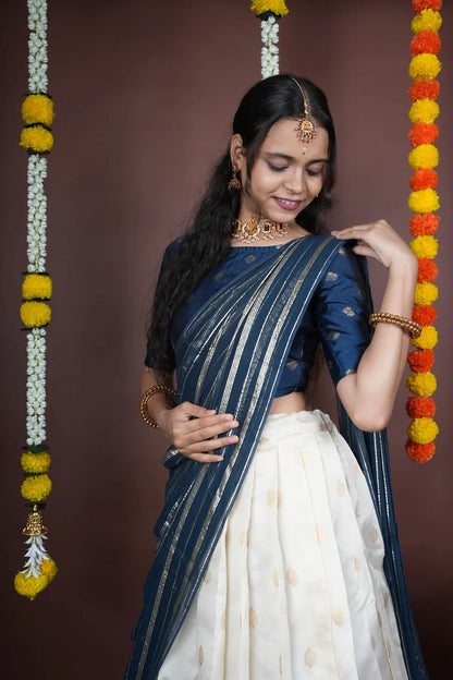 దక్షిణ భారత పండుగ సాంప్రదాయ హాఫ్ చీర (MYR) 