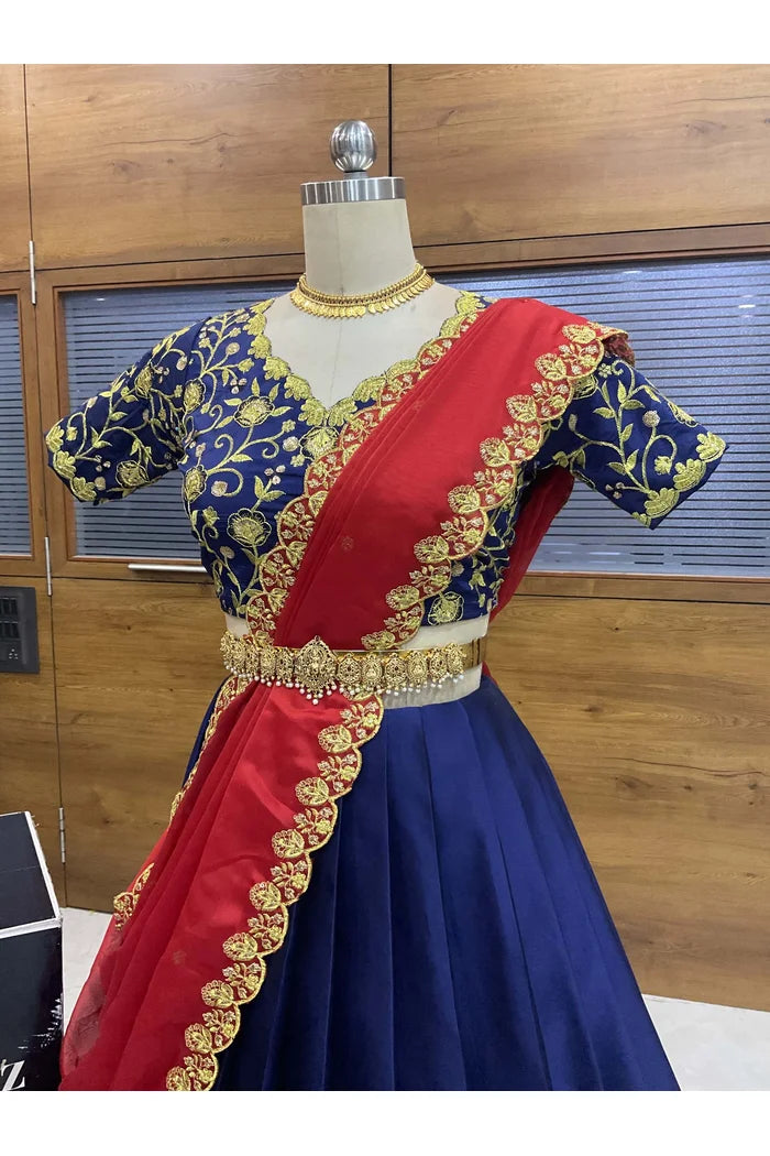 దక్షిణ భారత పండుగ సాంప్రదాయ హాఫ్ చీర (ఛవి) 