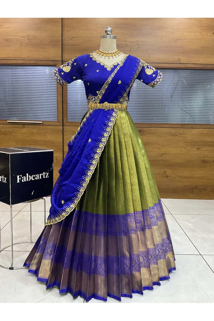 దక్షిణ భారత పండుగ సాంప్రదాయ హాఫ్ చీర (ఛవి) 