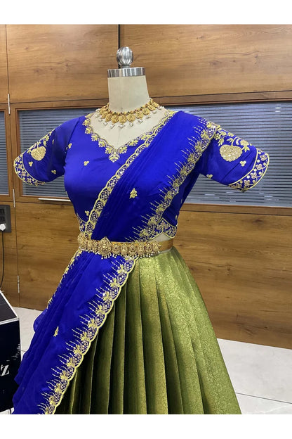 దక్షిణ భారత పండుగ సాంప్రదాయ హాఫ్ చీర (ఛవి) 