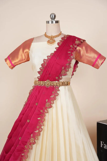 దక్షిణ భారత పండుగ సాంప్రదాయ హాఫ్ చీర (జరా) 