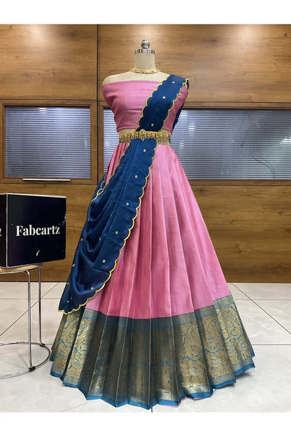 దక్షిణ భారత పండుగ సాంప్రదాయ హాఫ్ చీర (ఆర్వి) 