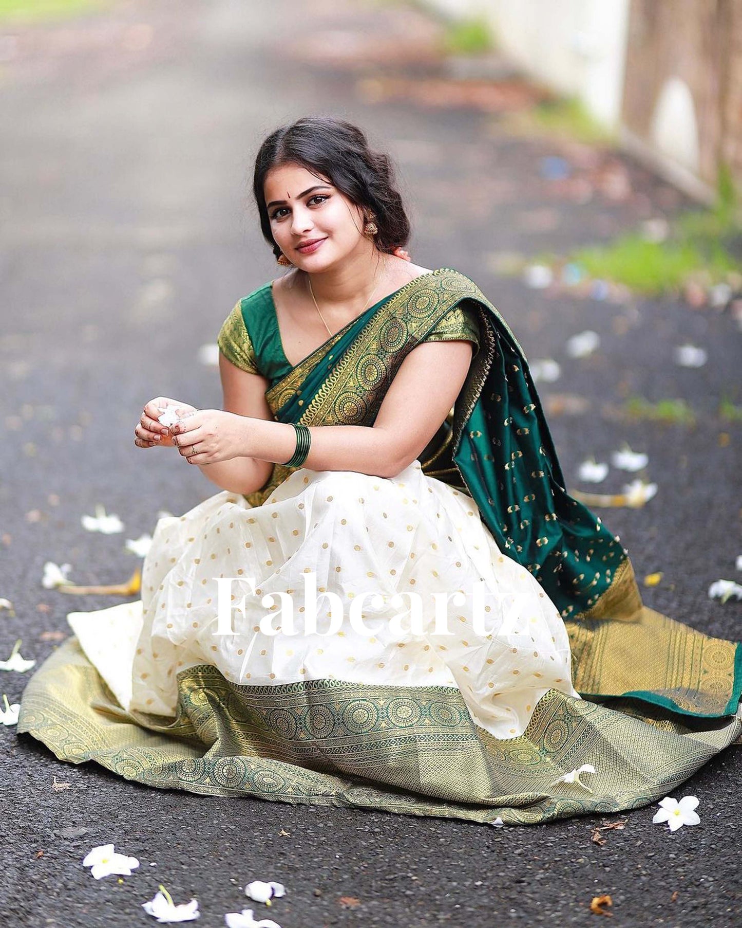 South Indian Festival Traditional Half Saree (Aarjoo)