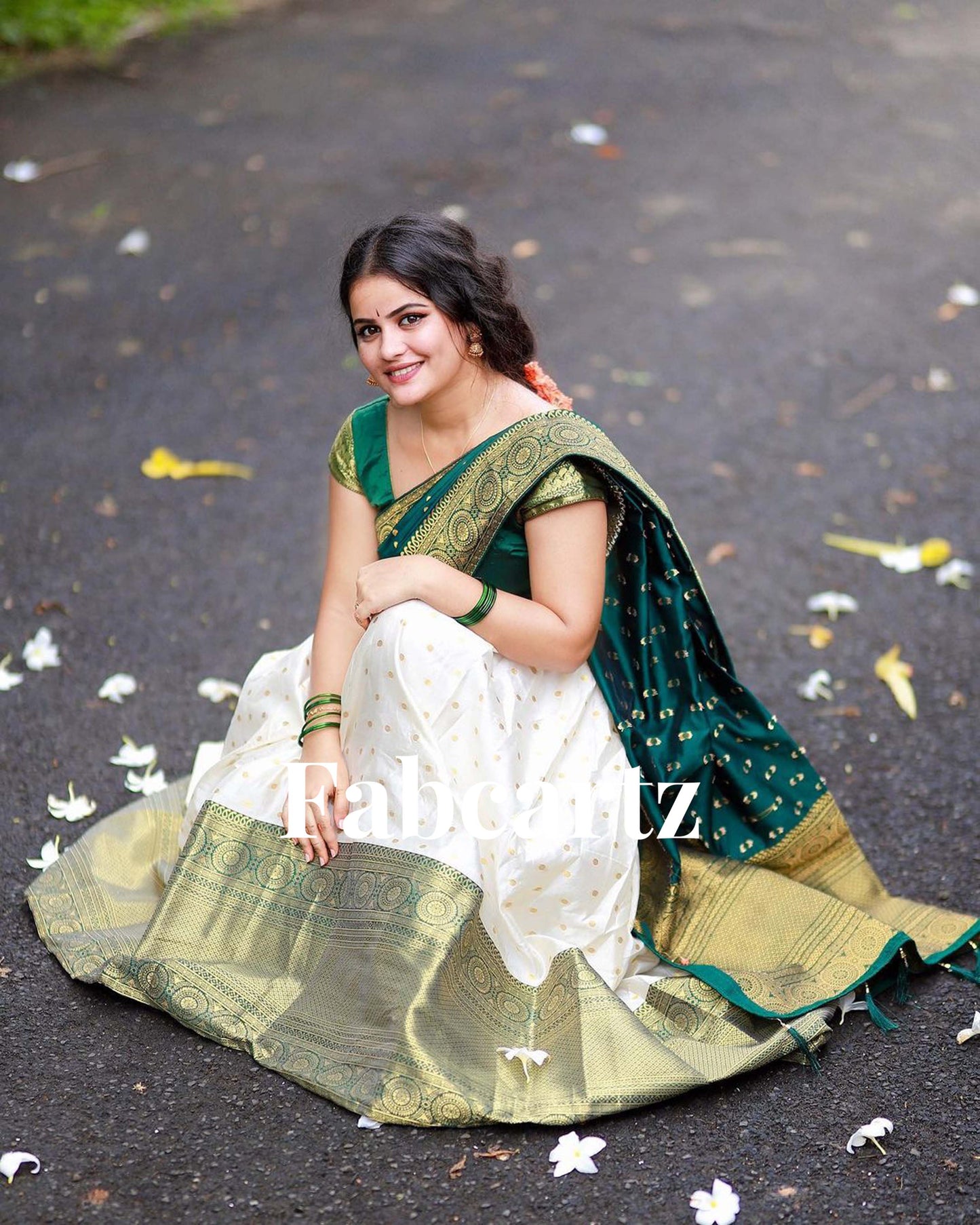 South Indian Festival Traditional Half Saree (Aarjoo)