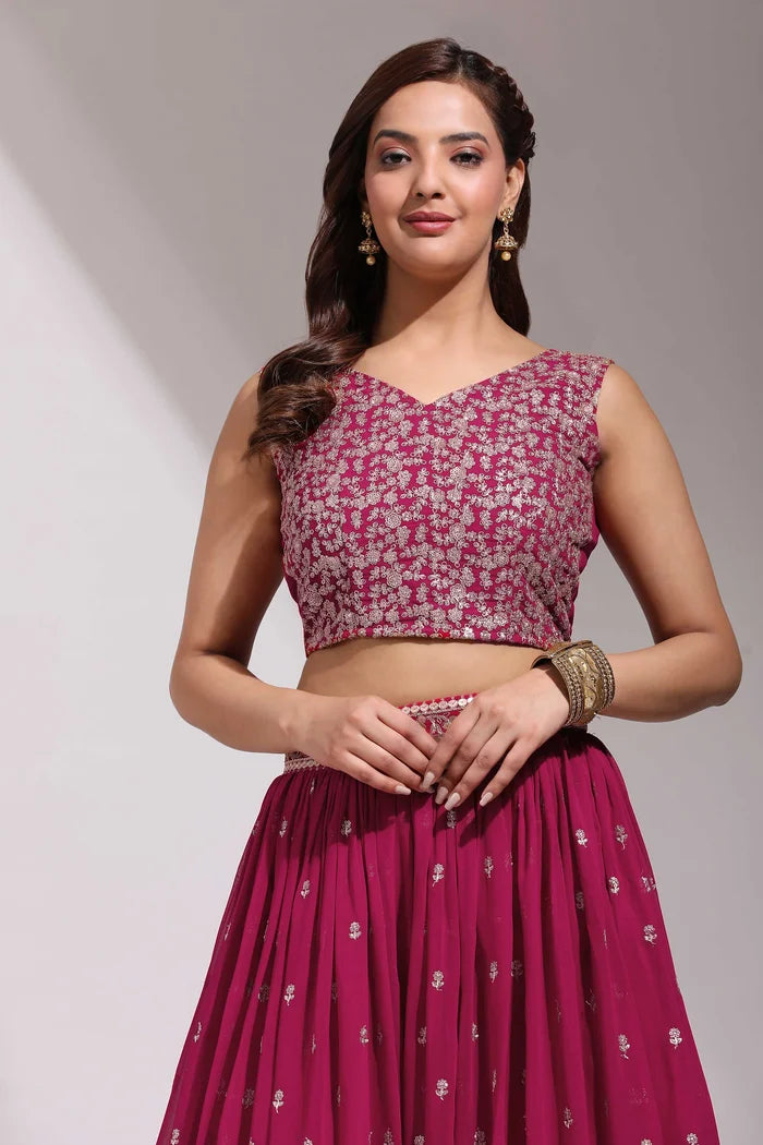 దక్షిణ భారత పండుగ సాంప్రదాయ హాఫ్ చీర (ఛవి) 