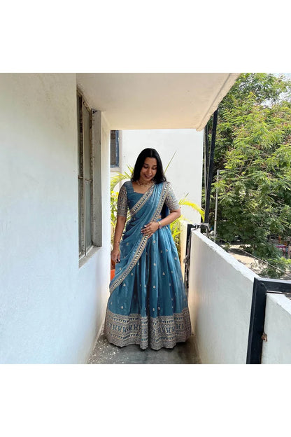 (Mandrikula) South Indian Festival Traditional Half Saree
