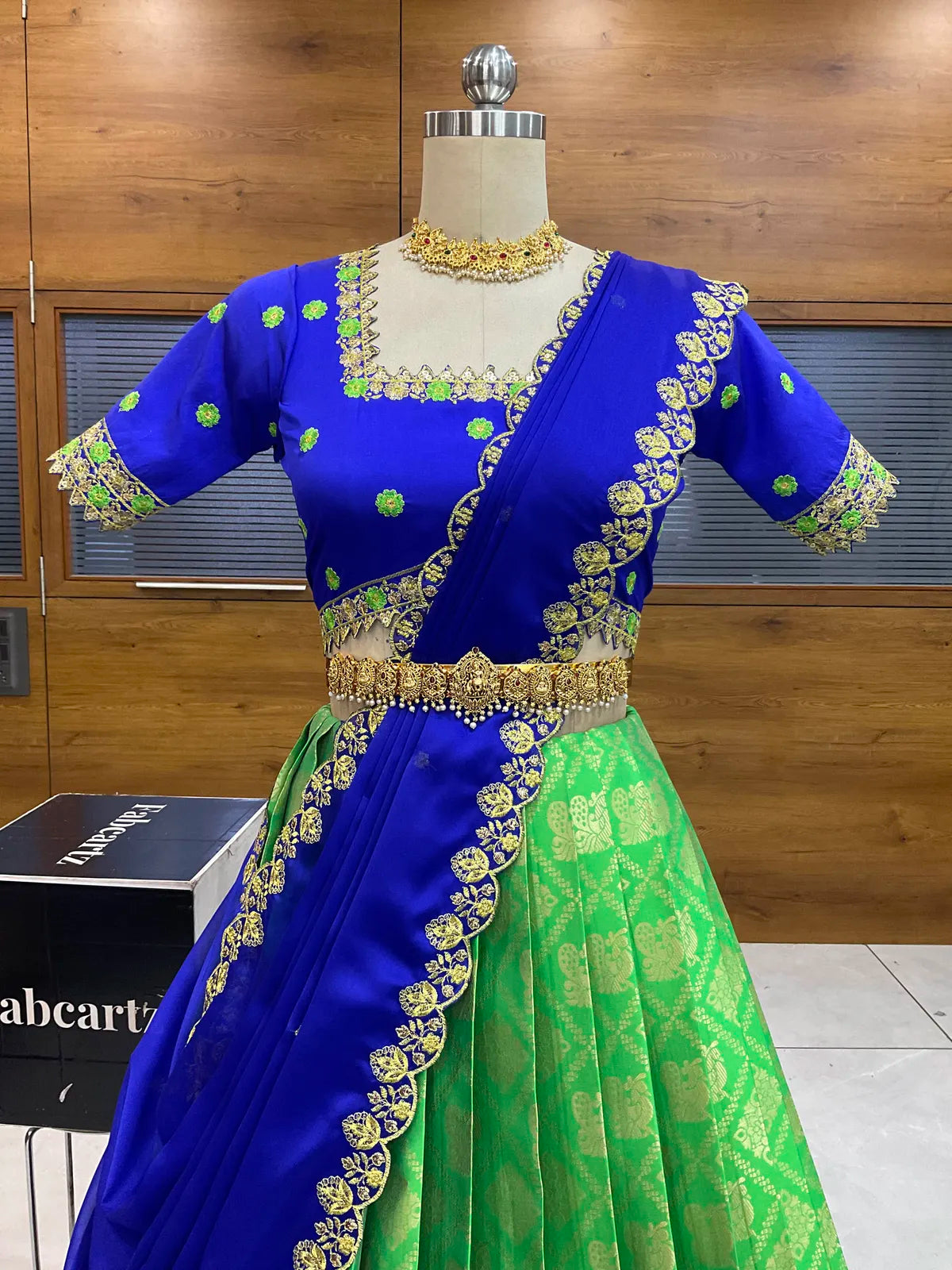 (JayaBox) Women's Woven Design zari work Half Saree with Embroidered Blouse and Dupatta