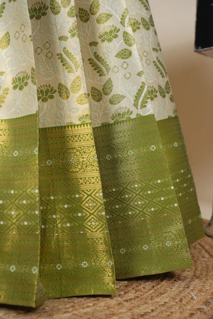 (Udaya) South Indian Festival Traditional Half Saree with Embroidered Blouse & Dupatta