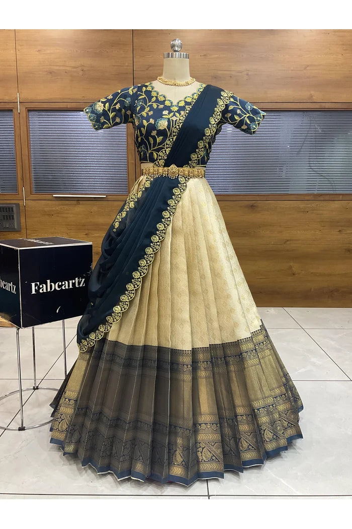 దక్షిణ భారత పండుగ సాంప్రదాయ హాఫ్ చీర (ఛవి) 