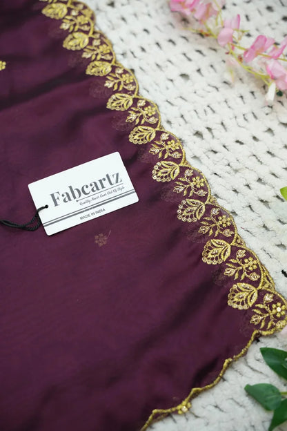 దక్షిణ భారత పండుగ సాంప్రదాయ హాఫ్ చీర (ఛవి) 