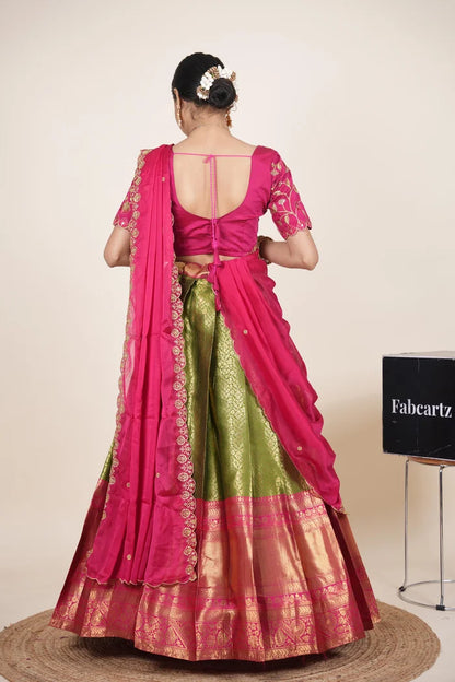 దక్షిణ భారత పండుగ సాంప్రదాయ హాఫ్ చీర (ఛవి) 