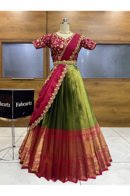 దక్షిణ భారత పండుగ సాంప్రదాయ హాఫ్ చీర (ఛవి) 