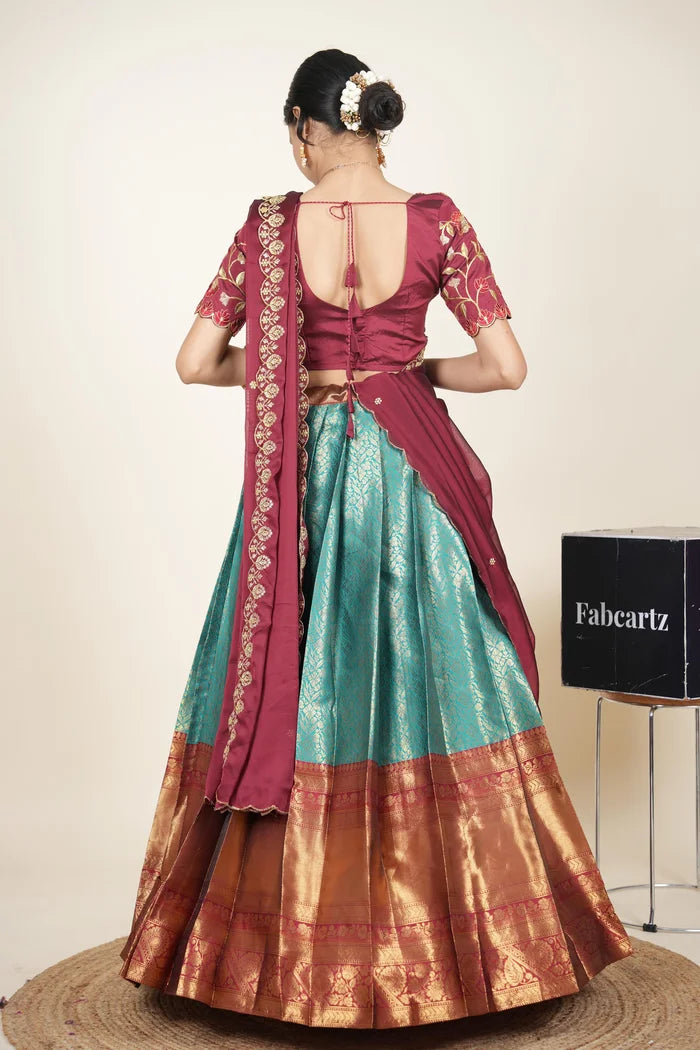 దక్షిణ భారత పండుగ సాంప్రదాయ హాఫ్ చీర (ఛవి) 