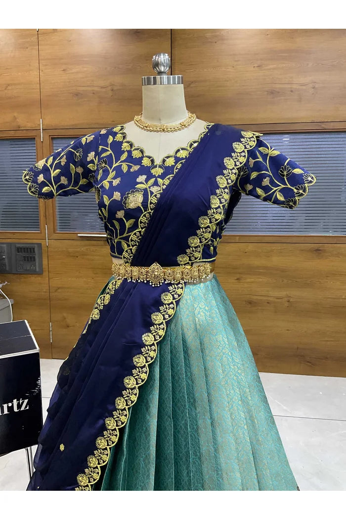 దక్షిణ భారత పండుగ సాంప్రదాయ హాఫ్ చీర (ఛవి) 