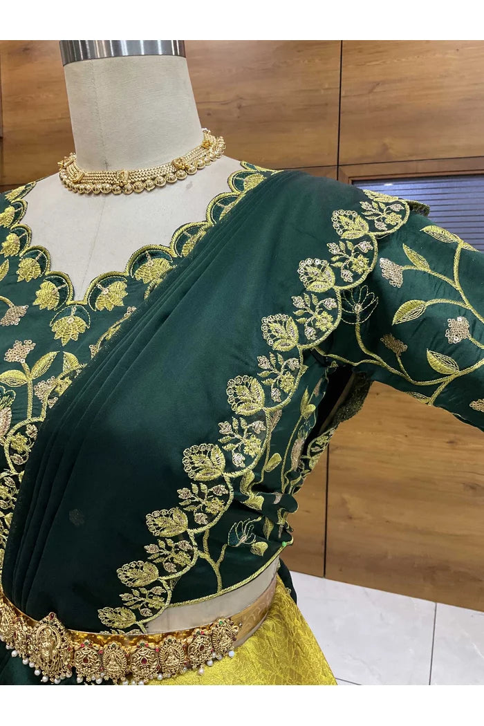 దక్షిణ భారత పండుగ సాంప్రదాయ హాఫ్ చీర (ఛవి) 