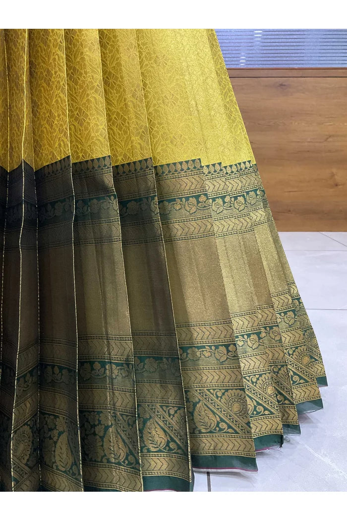 దక్షిణ భారత పండుగ సాంప్రదాయ హాఫ్ చీర (ఛవి) 