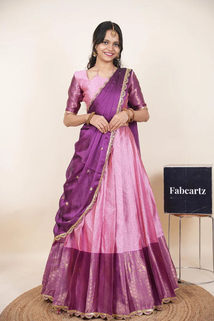 దక్షిణ భారత పండుగ సాంప్రదాయ హాఫ్ చీర (ఛవి) 