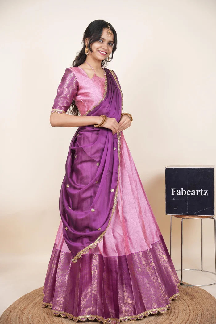 దక్షిణ భారత పండుగ సాంప్రదాయ హాఫ్ చీర (ఛవి) 