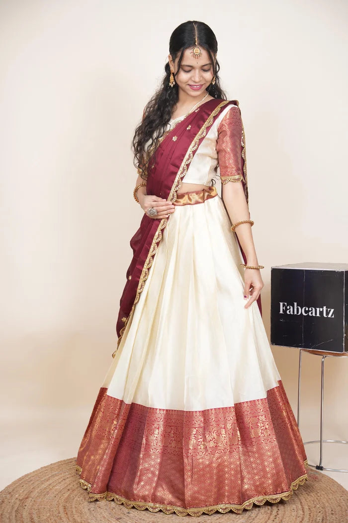 దక్షిణ భారత పండుగ సాంప్రదాయ హాఫ్ చీర (ఛవి) 