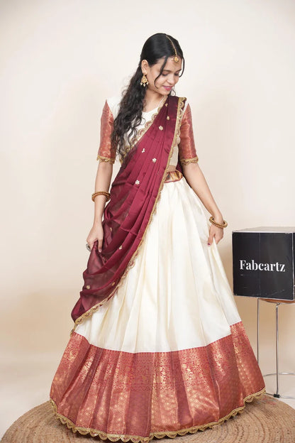 దక్షిణ భారత పండుగ సాంప్రదాయ హాఫ్ చీర (ఛవి) 