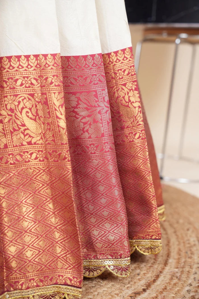 దక్షిణ భారత పండుగ సాంప్రదాయ హాఫ్ చీర (ఛవి) 