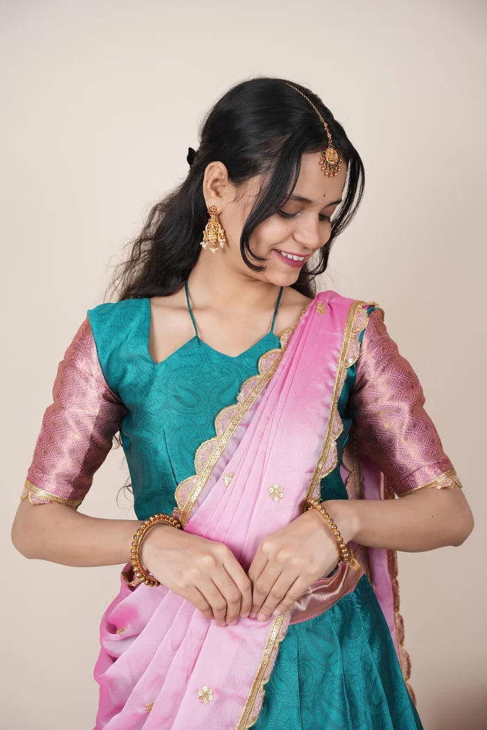 దక్షిణ భారత పండుగ సాంప్రదాయ హాఫ్ చీర (ఛవి) 