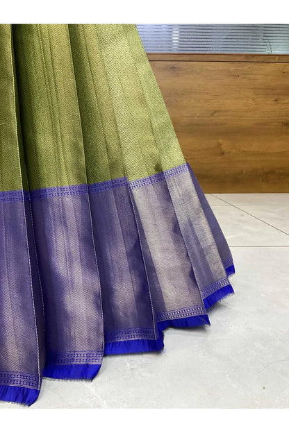 దక్షిణ భారత పండుగ సాంప్రదాయ హాఫ్ చీర (ఛవి) 