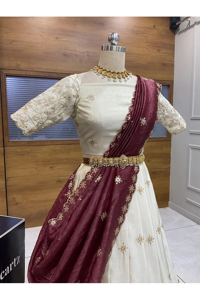 దక్షిణ భారత పండుగ సాంప్రదాయ హాఫ్ చీర (ఛవి) 