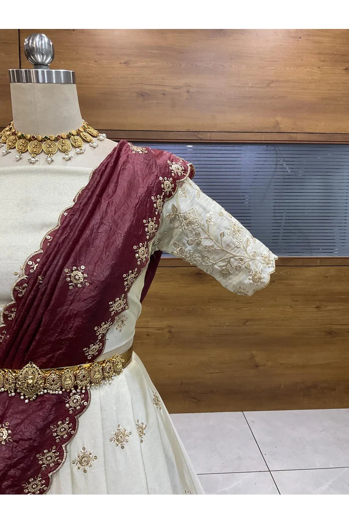 దక్షిణ భారత పండుగ సాంప్రదాయ హాఫ్ చీర (ఛవి) 