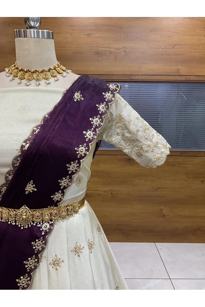 దక్షిణ భారత పండుగ సాంప్రదాయ హాఫ్ చీర (ఛవి) 