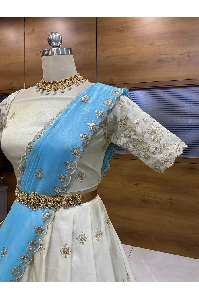 దక్షిణ భారత పండుగ సాంప్రదాయ హాఫ్ చీర (ఛవి) 