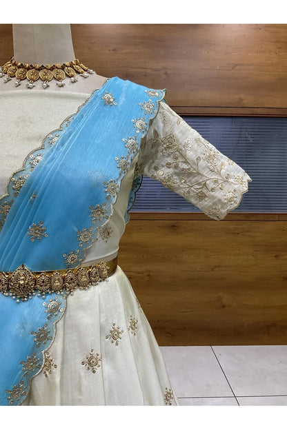 దక్షిణ భారత పండుగ సాంప్రదాయ హాఫ్ చీర (ఛవి) 