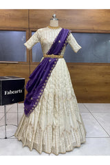 దక్షిణ భారత పండుగ సాంప్రదాయ హాఫ్ చీర (ఛవి) 