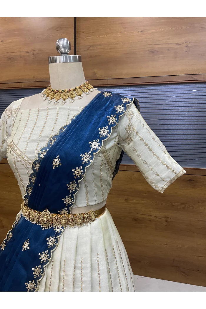 దక్షిణ భారత పండుగ సాంప్రదాయ హాఫ్ చీర (ఛవి) 