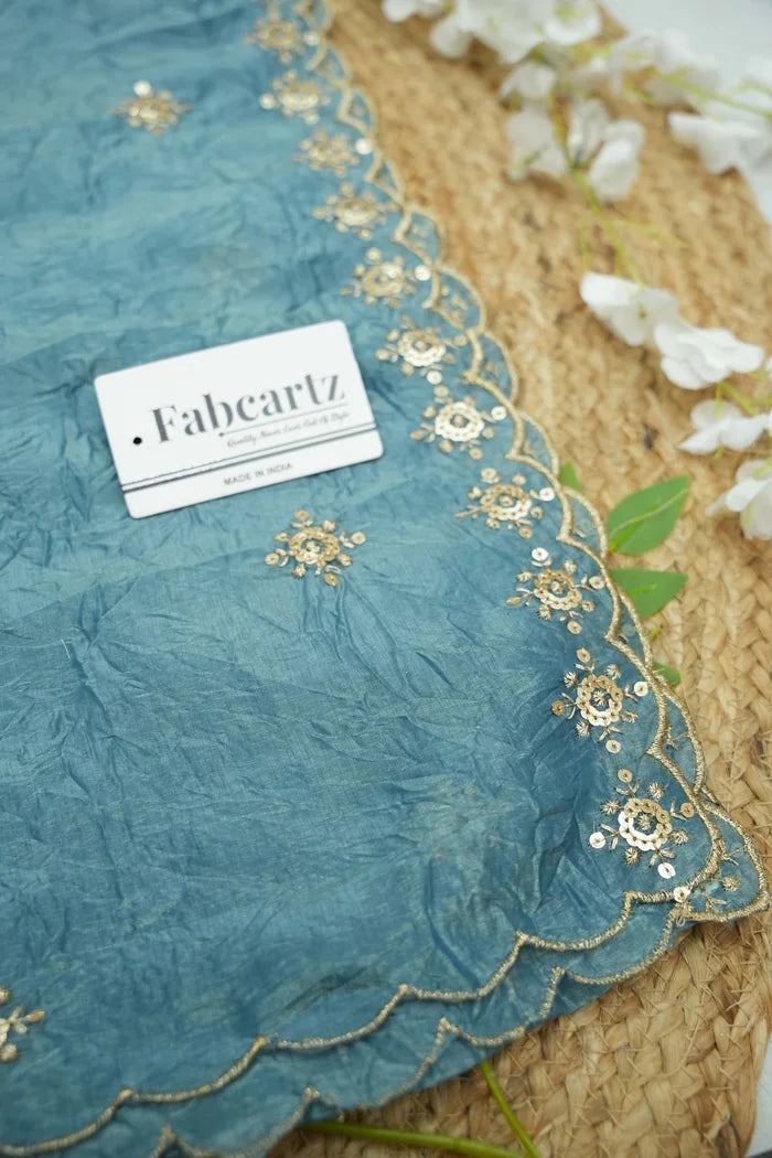 దక్షిణ భారత పండుగ సాంప్రదాయ హాఫ్ చీర (ఛవి) 