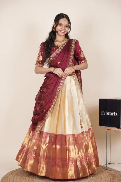 దక్షిణ భారత పండుగ సాంప్రదాయ హాఫ్ చీర (ఛవి) 