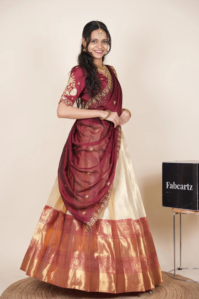 దక్షిణ భారత పండుగ సాంప్రదాయ హాఫ్ చీర (ఛవి) 