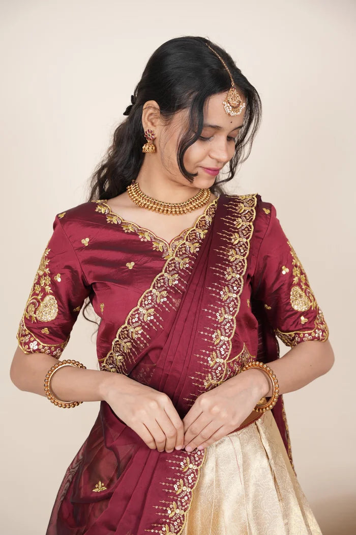 దక్షిణ భారత పండుగ సాంప్రదాయ హాఫ్ చీర (ఛవి) 