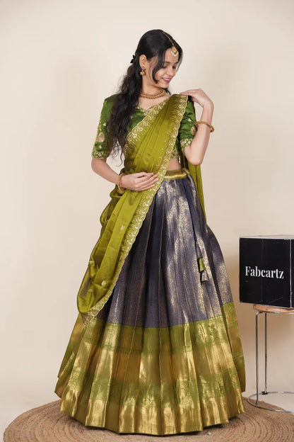 దక్షిణ భారత పండుగ సాంప్రదాయ హాఫ్ చీర (ఛవి) 