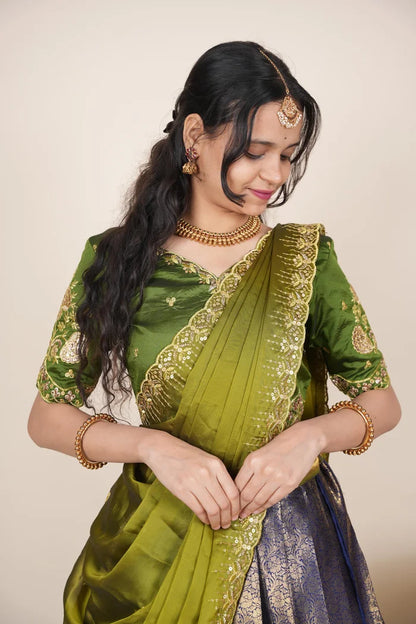 దక్షిణ భారత పండుగ సాంప్రదాయ హాఫ్ చీర (ఛవి) 